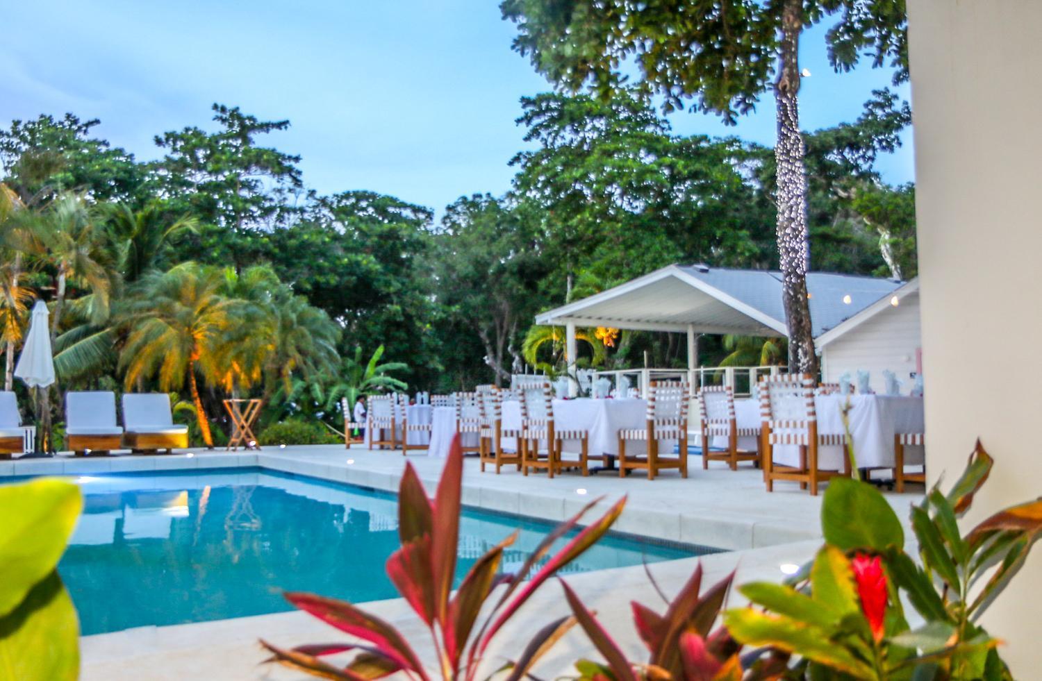 Luna Beach Luxury Boutique Beach Front Resort Jobs Bight Bagian luar foto