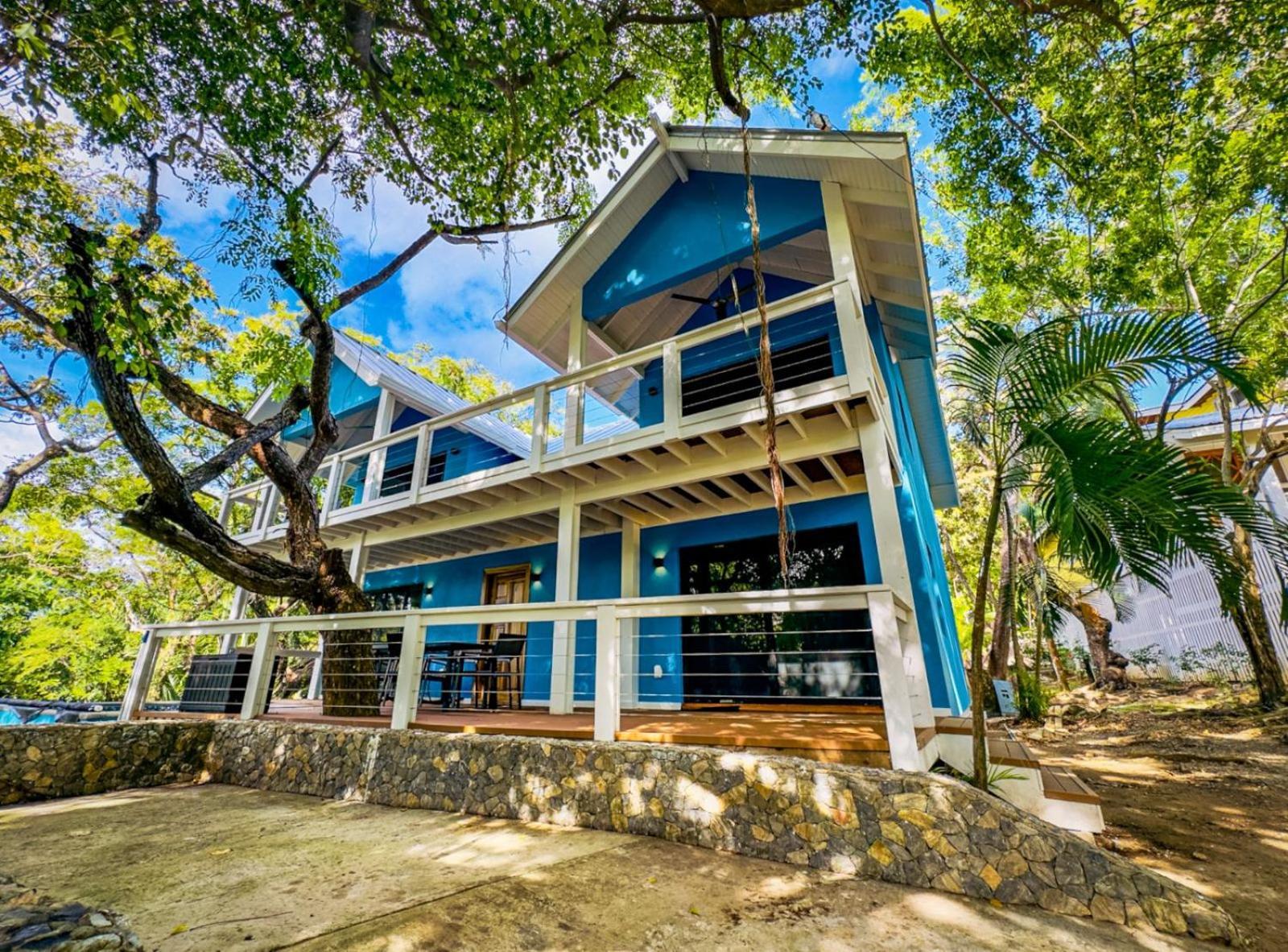 Luna Beach Luxury Boutique Beach Front Resort Jobs Bight Bagian luar foto